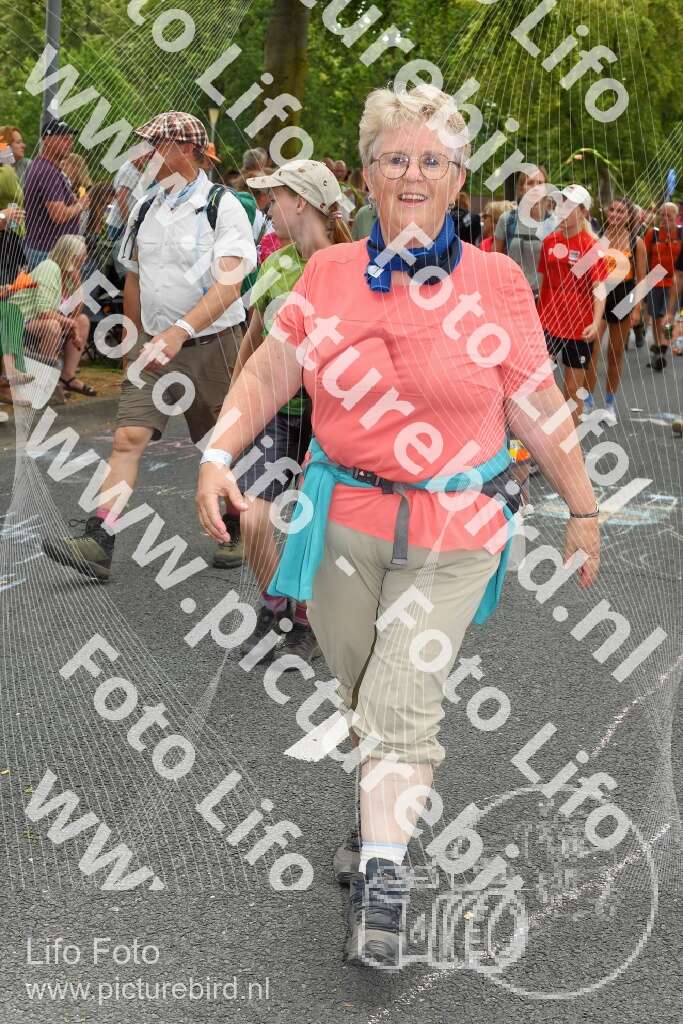 Nijmeegse Vierdaagse 1056