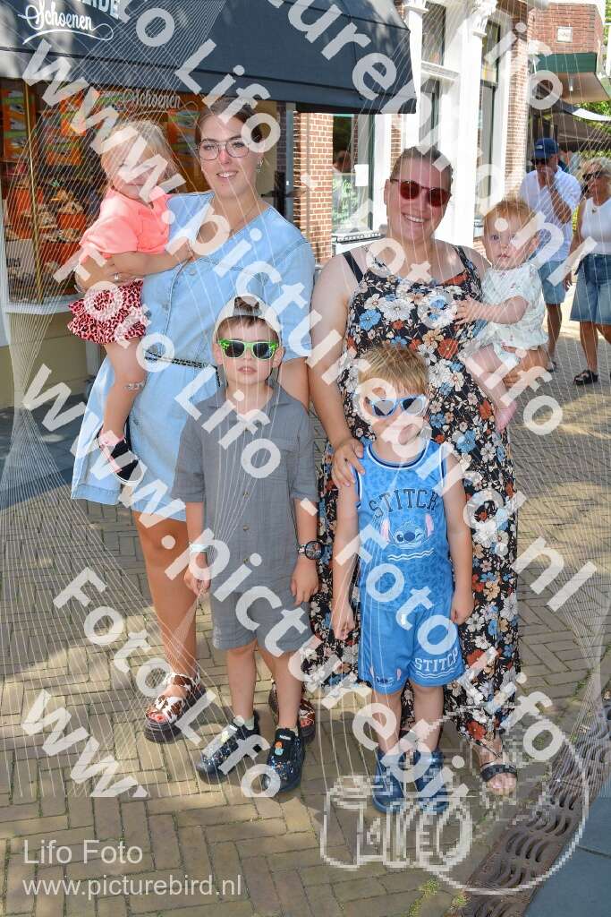 1182