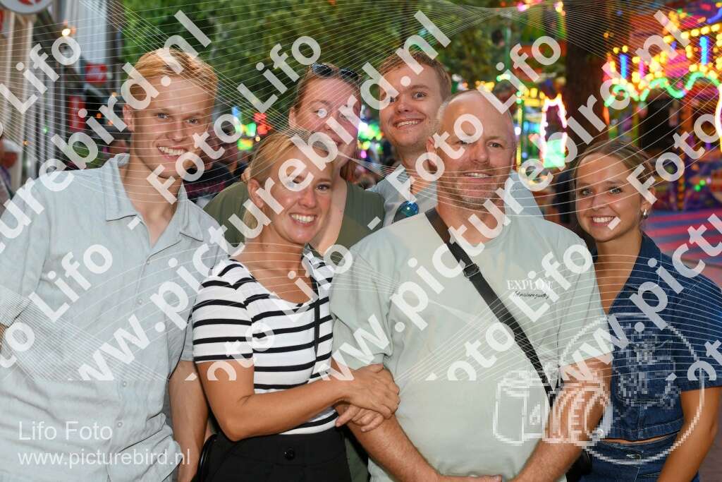 2963