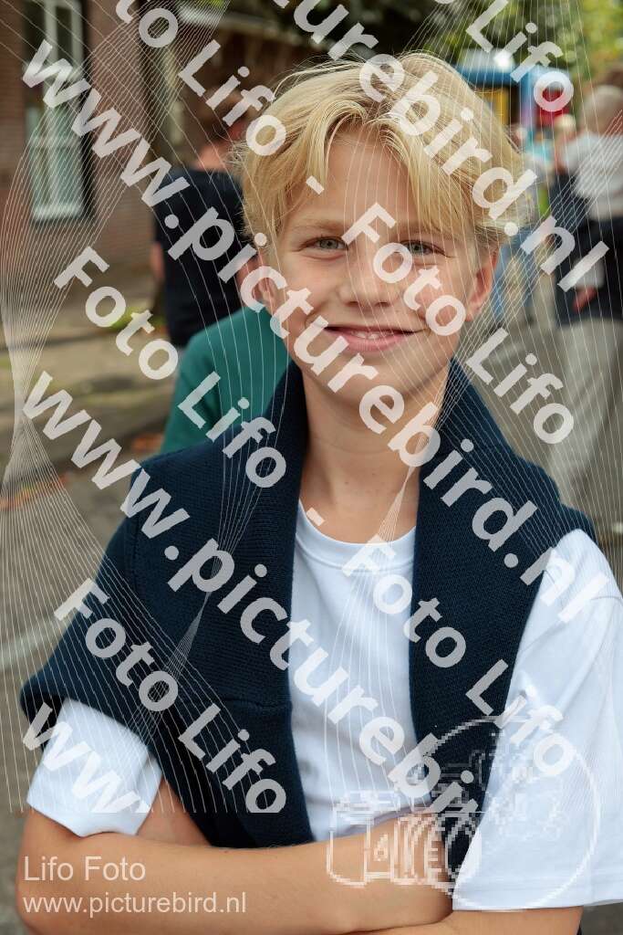 3065