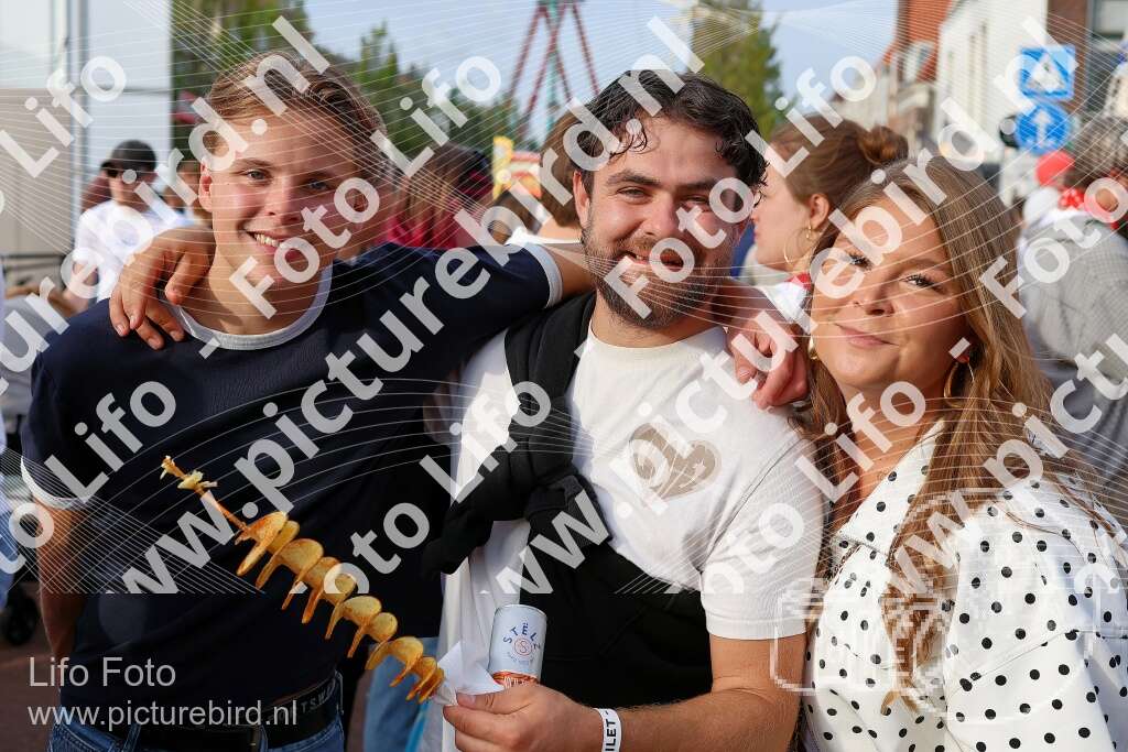 1484