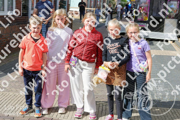 Evenement foto: Serie 2063