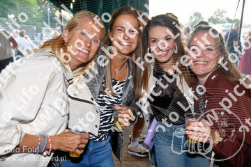 Evenement foto: Serie 2123
