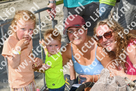 Evenement foto: Serie 2561