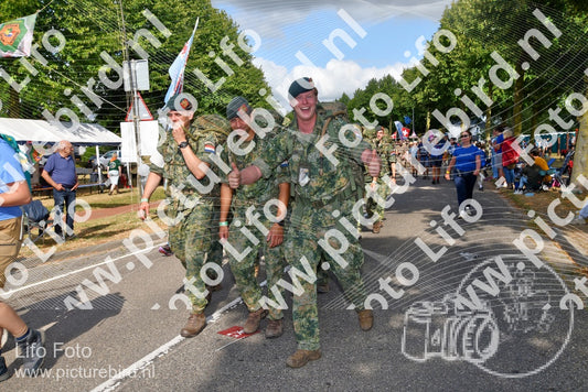 Evenement foto: Nijmeegse Vierdaagse 910