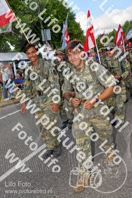 Evenement foto: Nijmeegse Vierdaagse 910