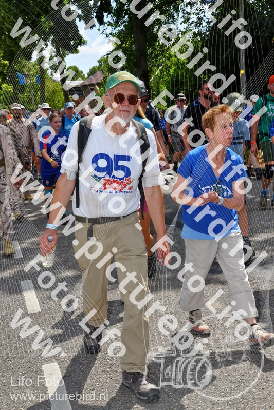 Evenement foto: Nijmeegse Vierdaagse 1075