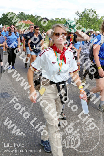 Evenement foto: Nijmeegse Vierdaagse 1071