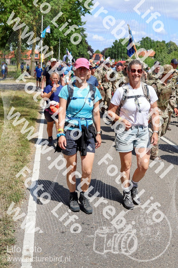 Evenement foto: Nijmeegse Vierdaagse 1064