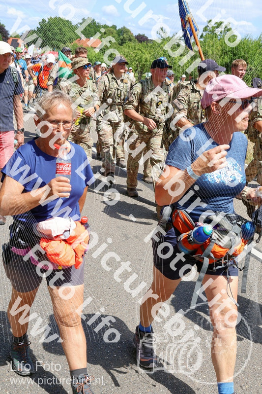 Evenement foto: Nijmeegse Vierdaagse 1064