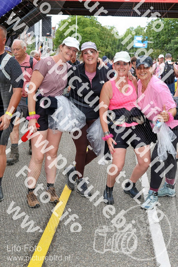 Evenement foto: Nijmeegse Vierdaagse 379