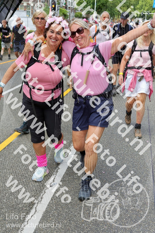 Evenement foto: Nijmeegse Vierdaagse 379