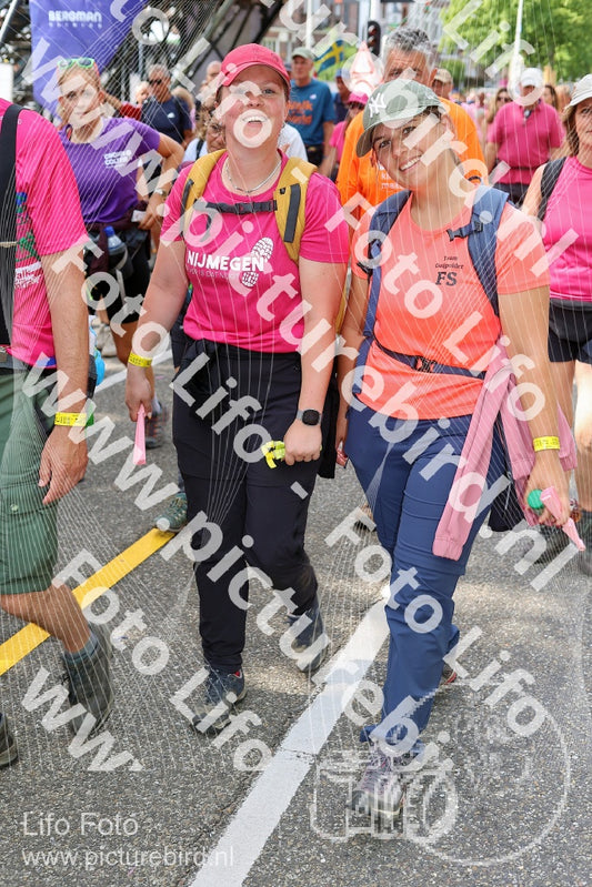 Evenement foto: Nijmeegse Vierdaagse 363