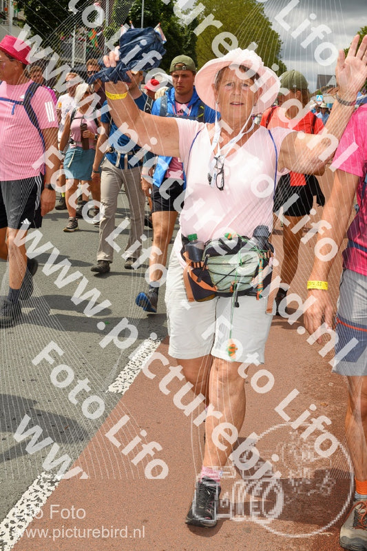 Evenement foto: Nijmeegse Vierdaagse 1033