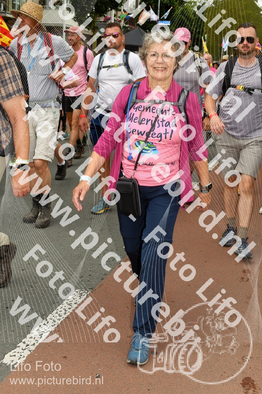Evenement foto: Nijmeegse Vierdaagse 1033