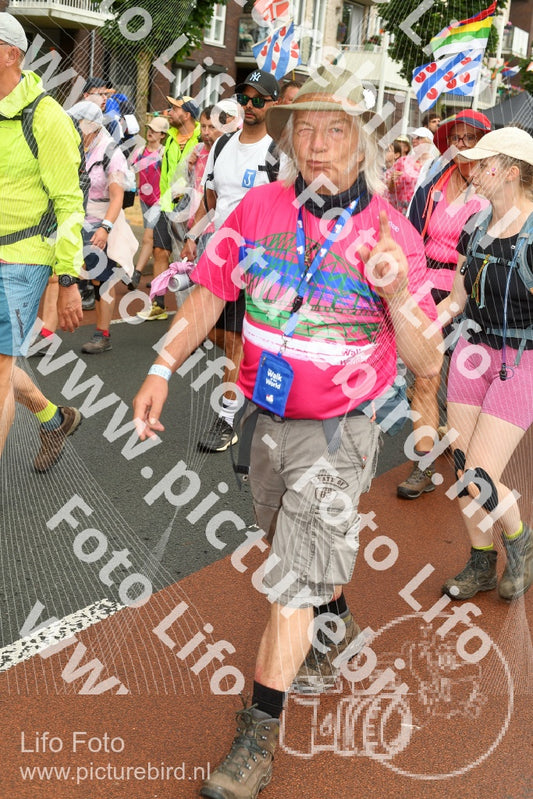Evenement foto: Nijmeegse Vierdaagse 1032