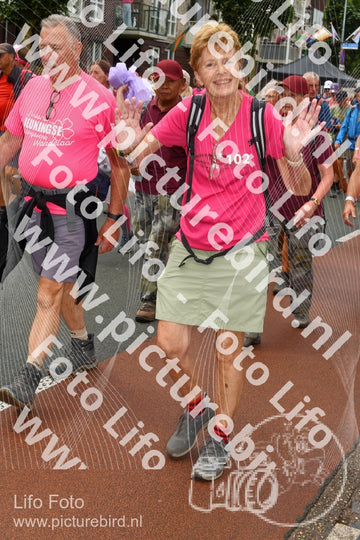 Evenement foto: Nijmeegse Vierdaagse 1032