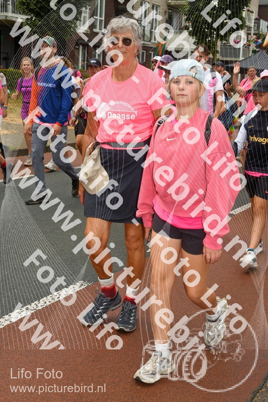 Evenement foto: Nijmeegse Vierdaagse 1032