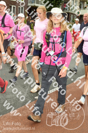 Evenement foto: Nijmeegse Vierdaagse 1029