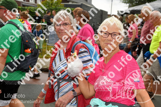 Evenement foto: Nijmeegse Vierdaagse 1028