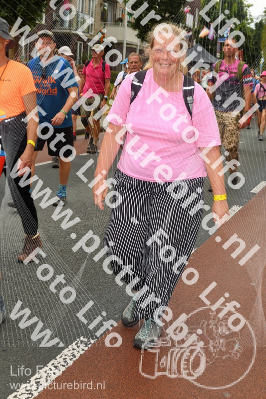 Evenement foto: Nijmeegse Vierdaagse 1028