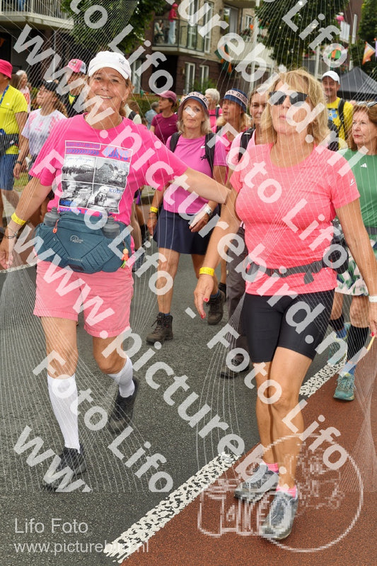 Evenement foto: Nijmeegse Vierdaagse 1028