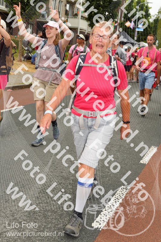 Evenement foto: Nijmeegse Vierdaagse 1028
