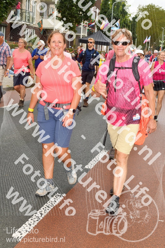 Evenement foto: Nijmeegse Vierdaagse 1027
