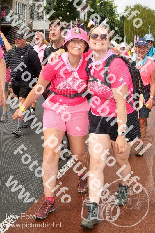 Evenement foto: Nijmeegse Vierdaagse 1026