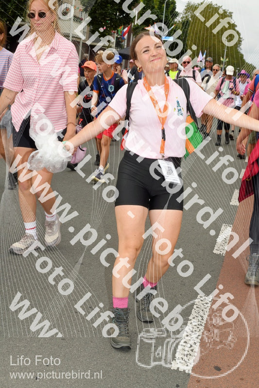 Evenement foto: Nijmeegse Vierdaagse 1023