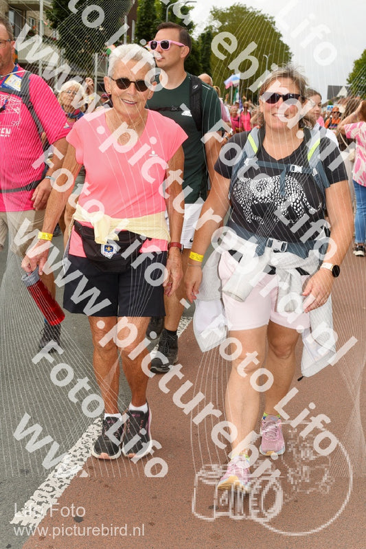 Evenement foto: Nijmeegse Vierdaagse 1023