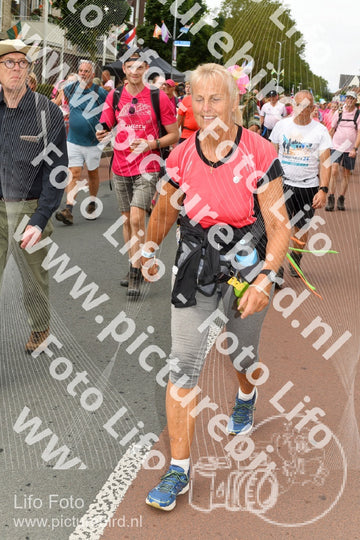 Evenement foto: Nijmeegse Vierdaagse 1022