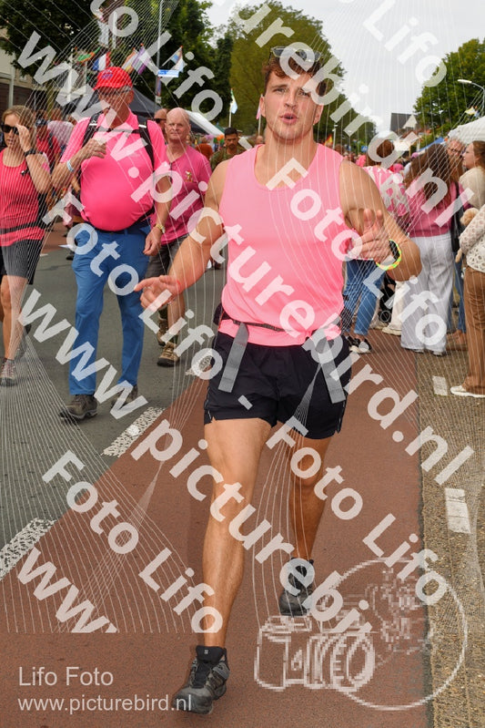 Evenement foto: Nijmeegse Vierdaagse 1021