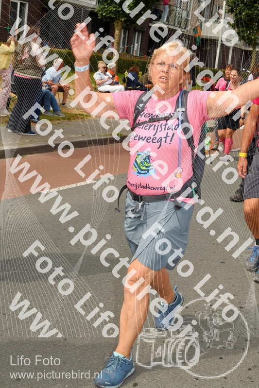 Evenement foto: Nijmeegse Vierdaagse 1020