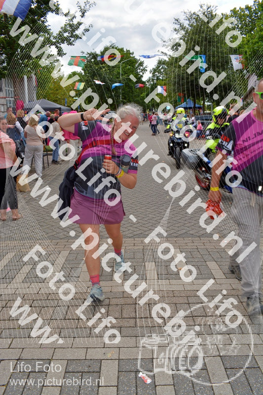 Evenement foto: Nijmeegse Vierdaagse 943