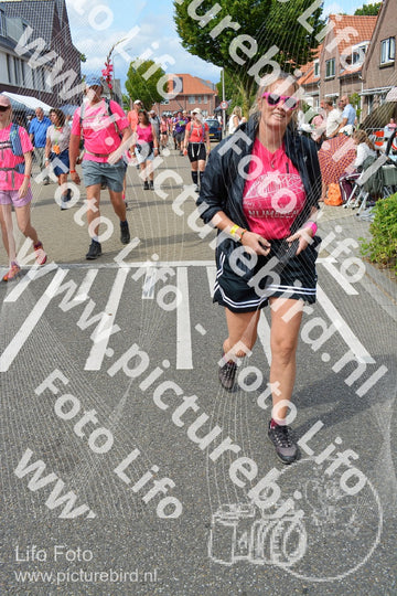Evenement foto: Nijmeegse Vierdaagse 937