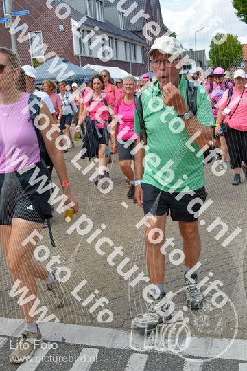 Evenement foto: Nijmeegse Vierdaagse 935