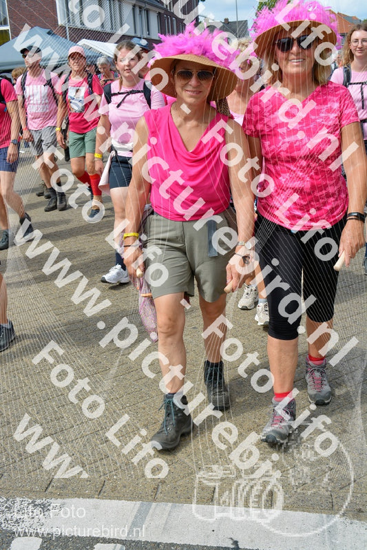 Evenement foto: Nijmeegse Vierdaagse 935