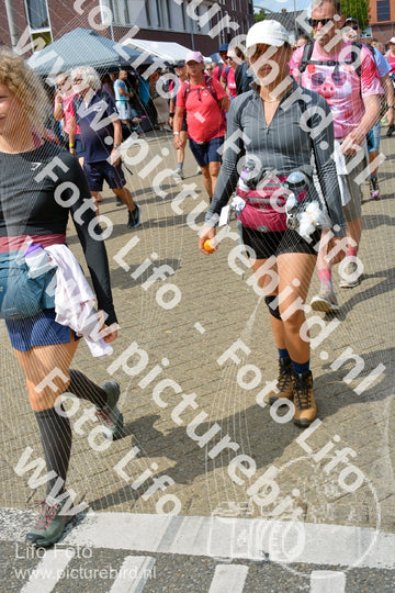 Evenement foto: Nijmeegse Vierdaagse 935