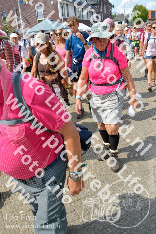 Evenement foto: Nijmeegse Vierdaagse 935