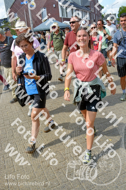 Evenement foto: Nijmeegse Vierdaagse 935