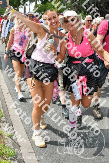 Evenement foto: Nijmeegse Vierdaagse 682