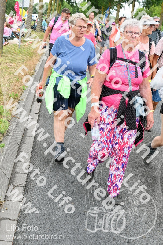 Evenement foto: Nijmeegse Vierdaagse 676