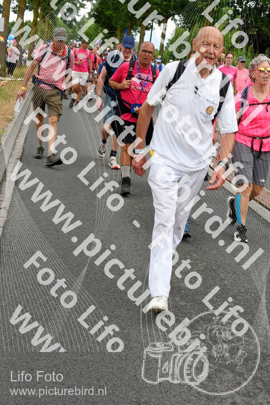 Evenement foto: Nijmeegse Vierdaagse 676