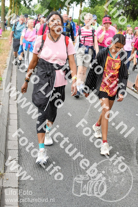 Evenement foto: Nijmeegse Vierdaagse 676
