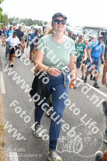 Evenement foto: Nijmeegse Vierdaagse 696