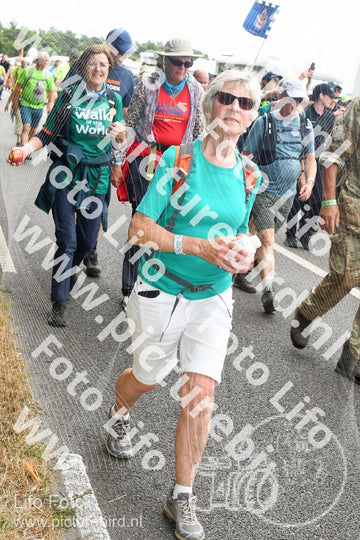 Evenement foto: Nijmeegse Vierdaagse 693