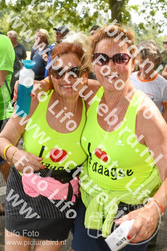 Evenement foto: Nijmeegse Vierdaagse 1045
