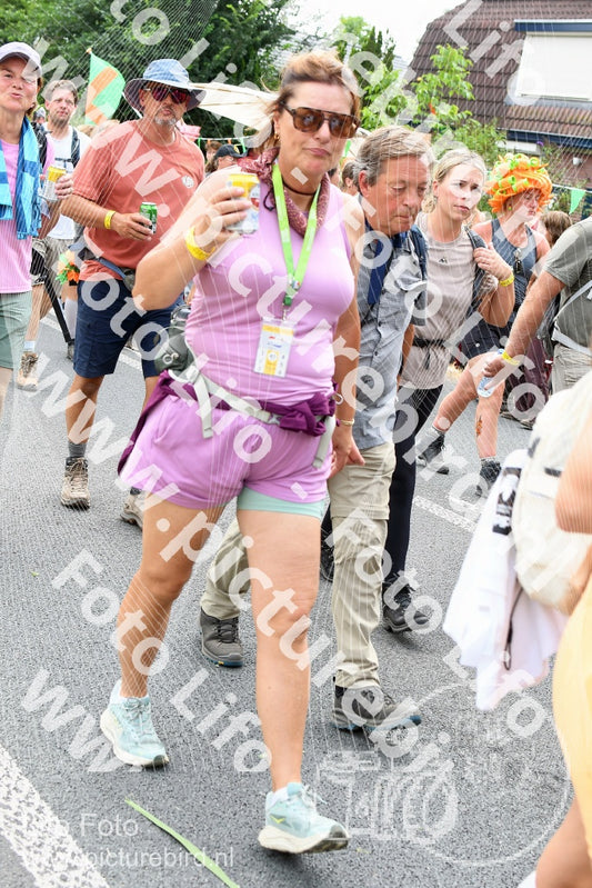 Evenement foto: Nijmeegse Vierdaagse 738
