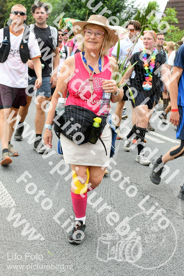 Evenement foto: Nijmeegse Vierdaagse 736